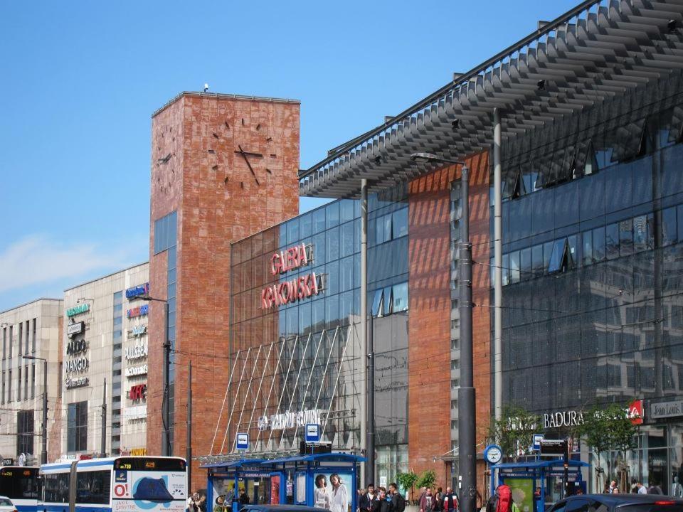 Attractive Apartment Oldtown Near Thetrain Station Krakow Dış mekan fotoğraf